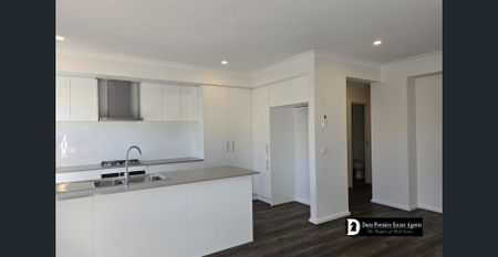 Modern Family Home in a Prime Clyde North Location - Photo 4