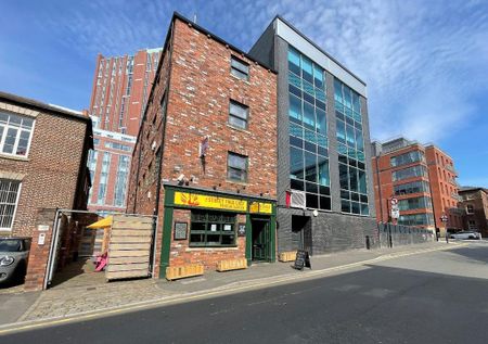 4 bedroom apartment to rent - Photo 4