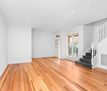 8/21 Fairholm Grove, Camberwell VIC 3124 - Townhouse For Rent | Domain - Photo 1