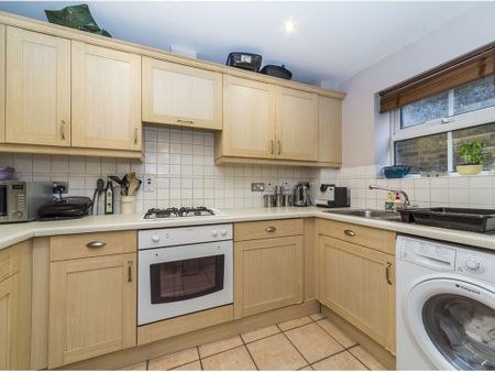 Room in a Shared Flat, Weardale Road, SE13 - Photo 3