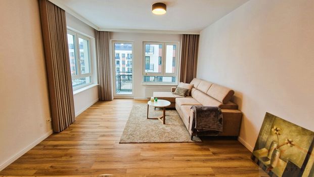 Dwa pokoje z 2 miejscami postojowymi i balkonem (435293) - Фото 1