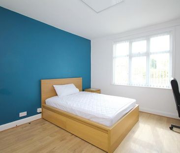 1 bedroom in a house share to rent - Photo 5