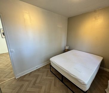 Location Appartement 2 pièces 39m² - Photo 3