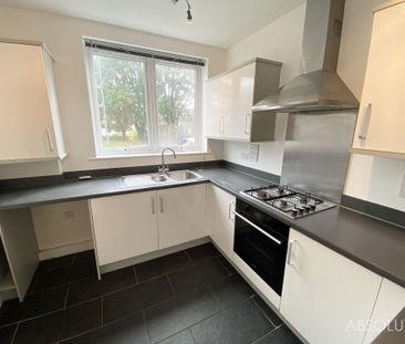 3 bed mid-terraced house to rent in St. Marys Hill, Brixham, TQ5 - Photo 2