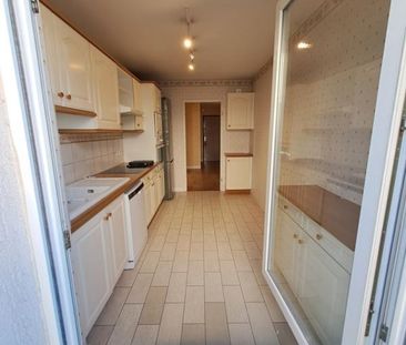 BEL APPARTEMENT 4 PIECES AVEC TERRASSE QUARTIER CONSERVATOIRE - Photo 6