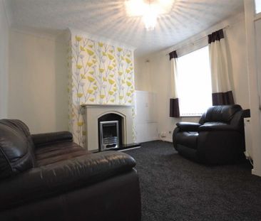 3 bed House - Terraced for Rent - Photo 4