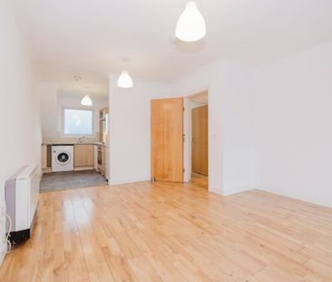 2 bedroom property to rent - Photo 3