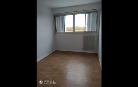 Location Appartement 3 pièces 63 m² Le Blanc - Photo 5