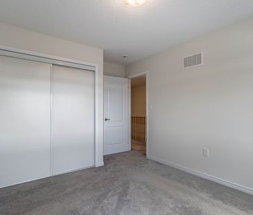 For Lease - 34 MacLachlan Avenue, Haldimand, Ontario - Photo 1