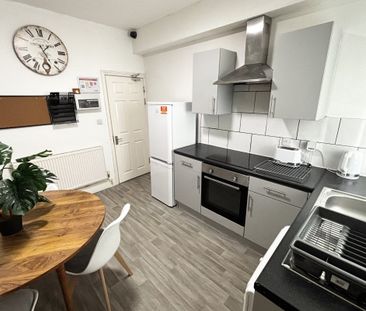 Vickers Road, SHEFFIELD - Photo 4