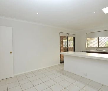 3/25 Bristol Avenue, Bicton WA 6157 - Photo 6