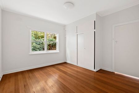 Thinking of selling? Contact our agent - Photo 3