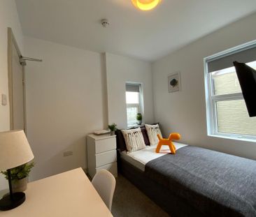 1 bedroom in a house share to rent - Photo 6
