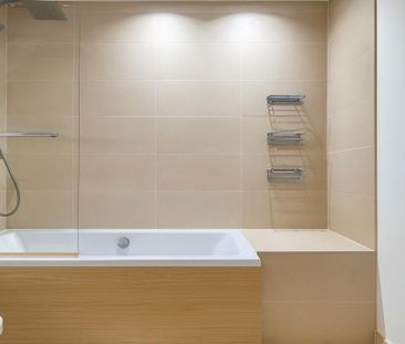 1 bedroom ground floor flat to rent - Photo 5