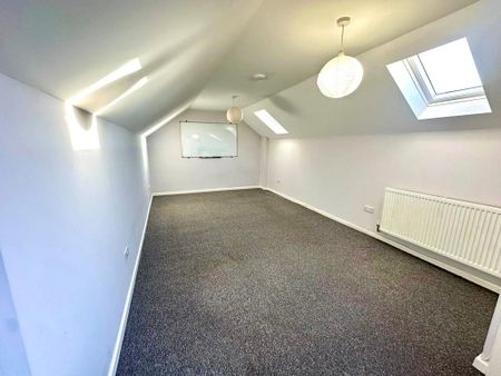 3 bedroom townhouse to rent - Photo 5