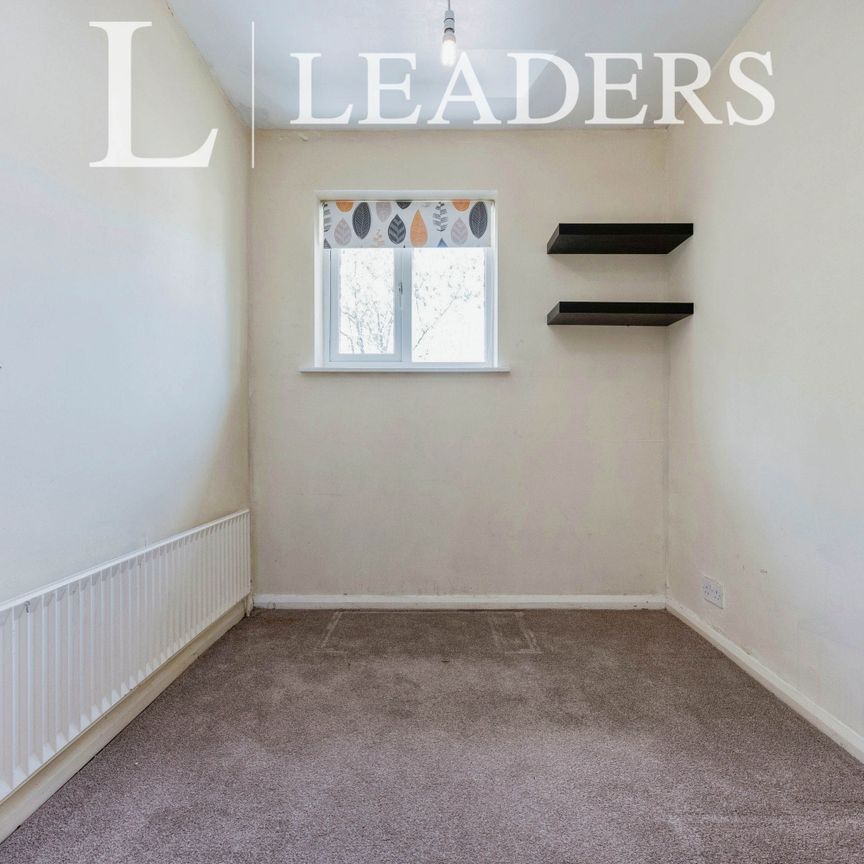 3 bedroom house to rent Elmhurst Close, Furzton, Milton Keynes, Buckinghamshire, MK4 - Photo 1