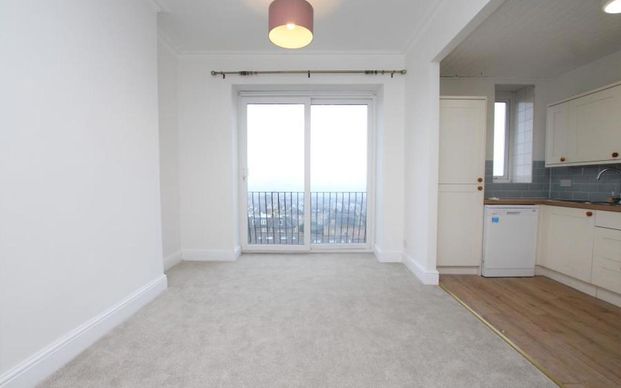 An extremely spacious 'one of a kind' maisonette with incredible views over the city and The Downs. With high ceilings and light flooding throughout, this three bedroom is sure to go fast! **Video tour and viewings available** - Photo 1