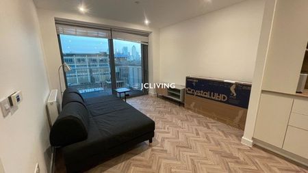River Apartments, 20, Gillender Street, London, E3 - Photo 2