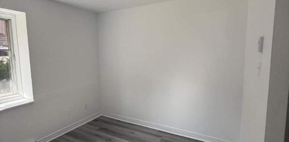 2 CH - 1 SDB - Montréal - $1,210 /mo - Photo 2