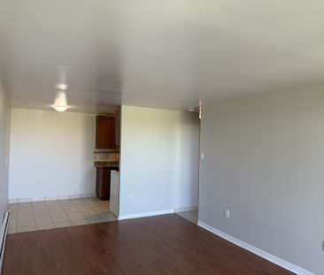 For Lease - 7 Riverview Boulevard Unit# 305, St. Catharines, Ontario - Photo 1
