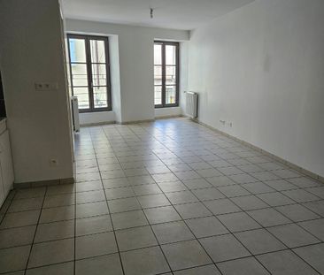 Location Appartement 2 pièces 50m² ROMANS SUR ISERE 26100 - Photo 1