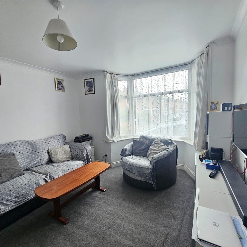 Rampart Road, Southampton - Photo 1