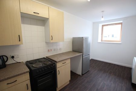 Wishart Archway, City Centre - Photo 4