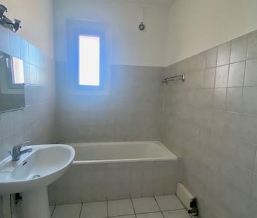 Location Appartement 2 pièces 62m² - Photo 2