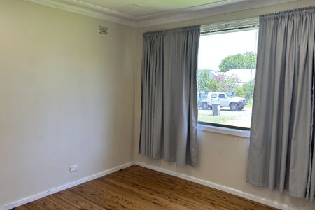 16 Fennell Crescent, Blackalls Park NSW 2283 - Photo 3