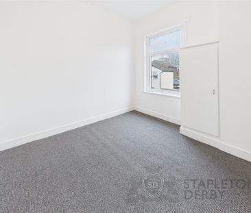 2 Bedroom Terraced House for Rent - Photo 6