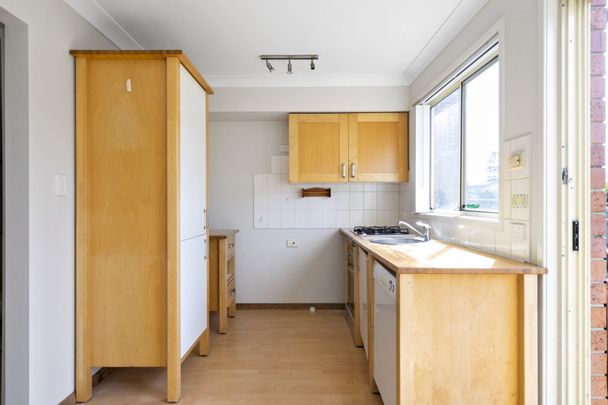 Neat 3 Bedroom Townhouse - Photo 1