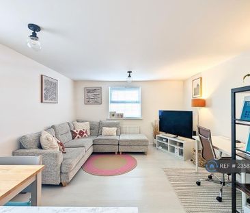 2 bedroom flat to rent - Photo 3