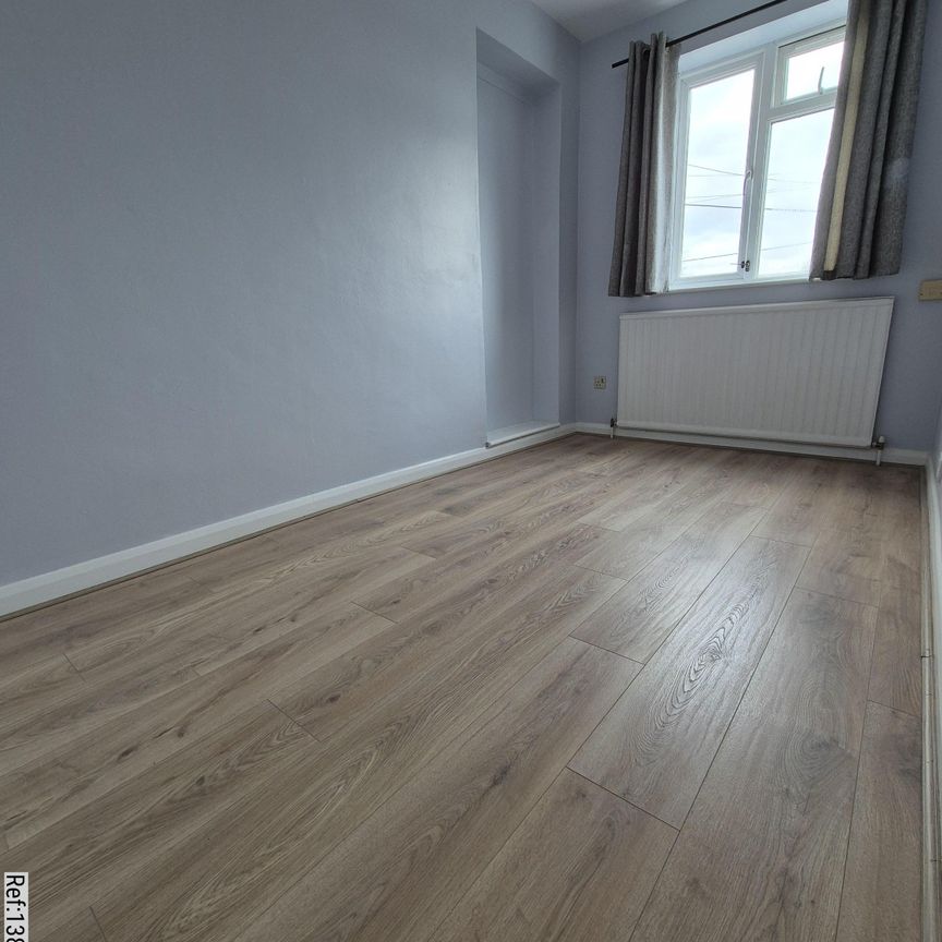 2 bed Semi-detached in Stokenchurch , High Wycombe, HP14 3QJ - Photo 1