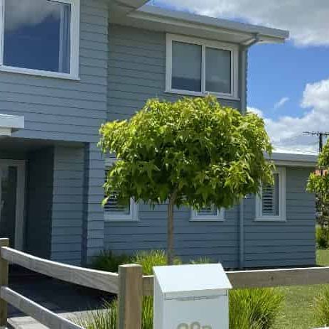 Luxurious Modern Home in a Family-Friendly Neighborhood - Photo 1