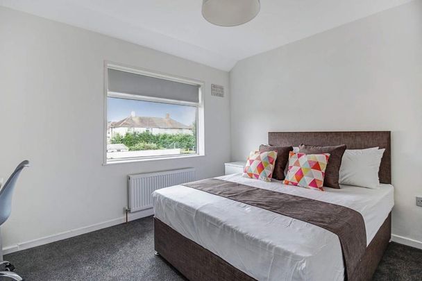 4 bedroom house to rent - Photo 1