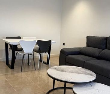 Alquiler de piso en Calle General Bañuls, 16 - Photo 6