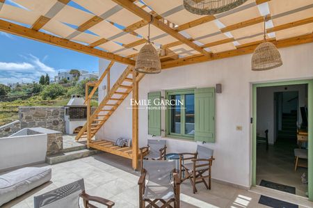 Vie de Village Unique à Paros : Villa à Louer avec Vue Panoramique sur la Mer - Photo 3