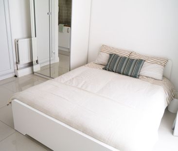 Flat 69, Samara Plaza, LS2 9DU, Leeds - Photo 5