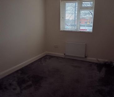 3 Bed End Terrace, Blackley, M9 - Photo 2