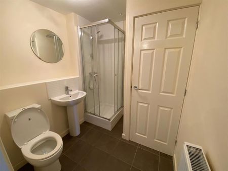 1 bedroom flat to rent - Photo 5