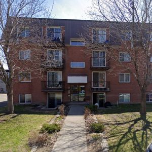 4 1/2 Disponible 1 juillet, Repentigny - Photo 2