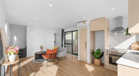 Modern Comfort in Convenient City-Fringe Location - Photo 3