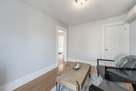 For Lease - 293 Dundas Street Unit# 2, Hamilton, Ontario - Photo 5