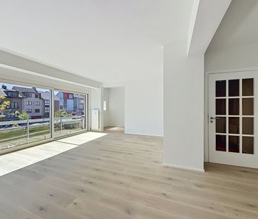 Appartement - à louer - Photo 2
