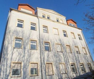 Ab Mitte April 2026: Kleine 3-Zimmer-Wohnung mit Laminatboden, sep.... - Photo 1