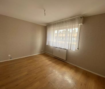 Location Appartement 2 pièces 69m² - Photo 4