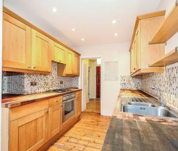 3 bedroom semi-detached house to rent - Photo 6