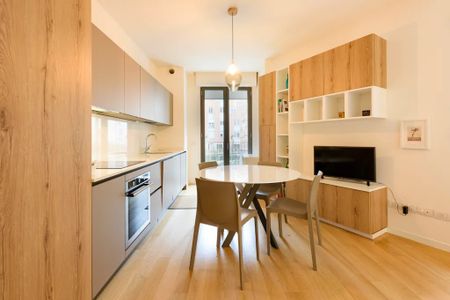 Via Fra Giovanni Angelico, Florence, Tuscany 50121 - Photo 4