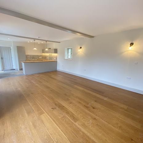 2 bedroom detached house to rent - Photo 1