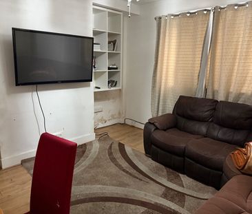 2 Bed Flat, Tilling House, SE15 - Photo 4